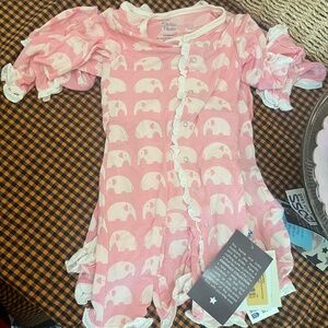B23 (X3)Kickee Pants Bamboo Romper